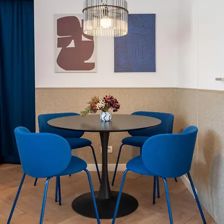 Riverline | 2bdr | Oldtown Apartament *