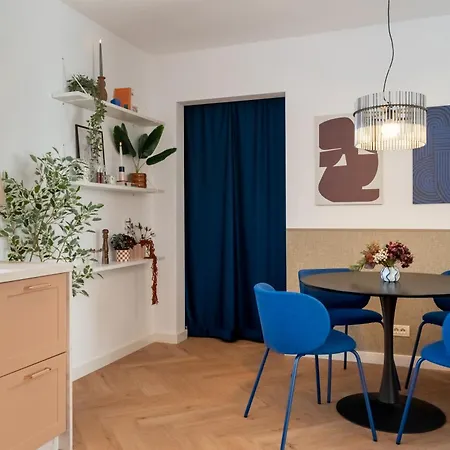 Riverline | 2bdr | Oldtown