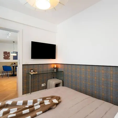 Riverline | 2bdr | Oldtown Apartament *