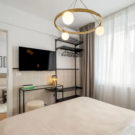 Riverline | 2bdr | Oldtown Apartament