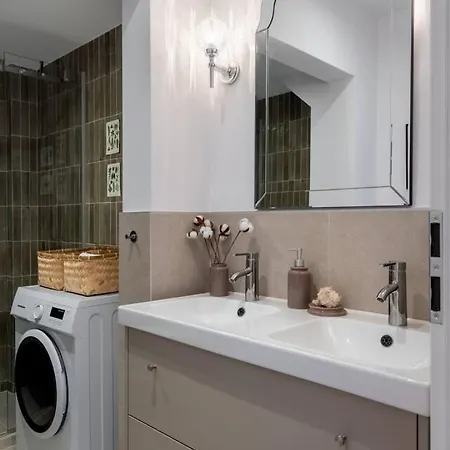 Riverline | 2bdr | Oldtown Bucharest