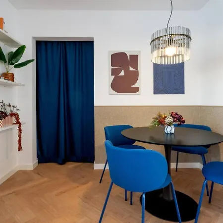 Riverline | 2bdr | Oldtown Apartment *