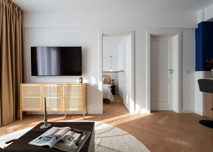 Riverline 2bdr Oldtown * Bukarest