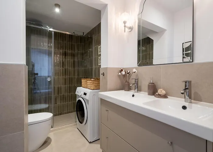 Riverline 2bdr Oldtown Apartment